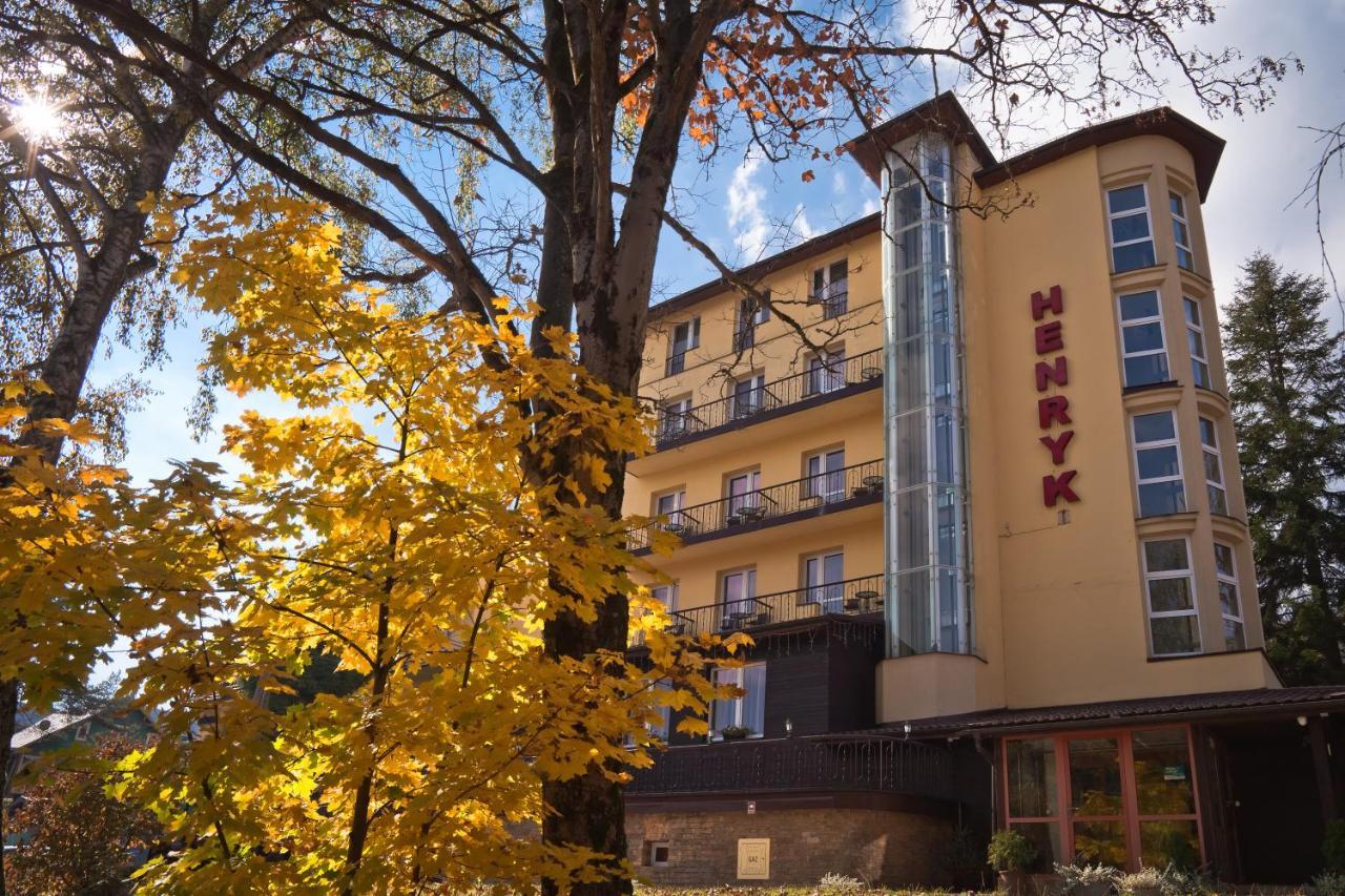 Pensjonat Henryk Krynica Zdroj Exterior foto